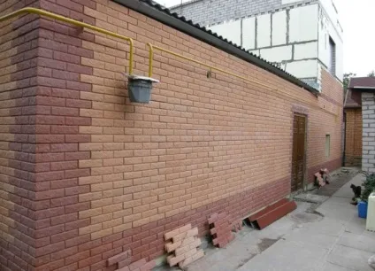 Фасадні панелі для зовнішньої обробки будинку відео інструкція по установці своїми руками, фото