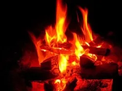 Ворожіння на попелі вірний метод (попіл папері розташувався) Ворожіння на попелі вірний метод