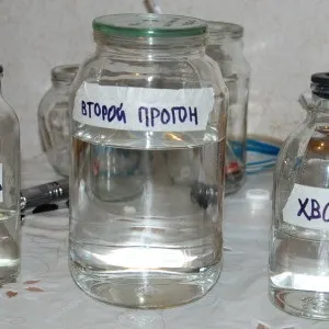 Голови і хвости в самогоні грамотно виділяємо і відокремлюємо від тіла (грамотно) Голови і хвости в самогоні грамотно виділяємо і відокремлюємо від тіла
