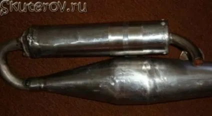 Глушник для моторолера типу «саксофон»