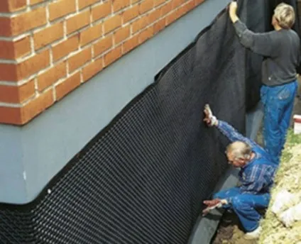 Гідроізоляція підвалу зсередини і зовні методи і матеріали для ізоляції стін підвалу своїми руками (гідроізоляція) Гідроізоляція підвалу зсередини і зовні методи і матеріали для ізоляції стін підвалу своїми руками