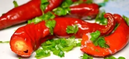 Гіркий перець, маринований на зиму (маринований) Гіркий перець, маринований на зиму