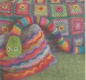 Іграшка-сувенір змія, в'язання спицями та гачком (гачком) Іграшка-сувенір змія, в'язання спицями та гачком