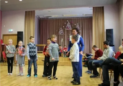 Інсценування казки для веселої компанії (інсценування) Інсценування казки для веселої компанії