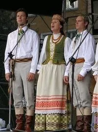 Який він, чоловічий український народний костюм (народний) Який він, чоловічий український народний костюм