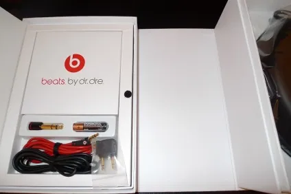 Як відрізнити оригінальні навушники beats by dre від копії (репліки) (оригінальні) Як відрізнити оригінальні навушники beats by dre від копії (репліки)