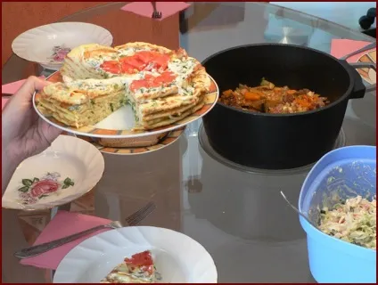 Кабачковий торт (4 виграшно варіанти смачного закусочного тортика) (торт) Кабачковий торт (4 виграшно варіанти смачного закусочного тортика)
