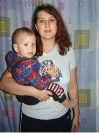 Як носити дитину на стегні (навчити малюка триматися) Як носити дитину на стегні