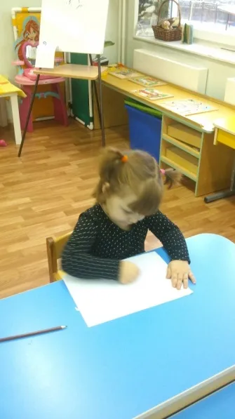 Як навчити дитину малювати коло (предмети округлої форми) Як навчити дитину малювати коло