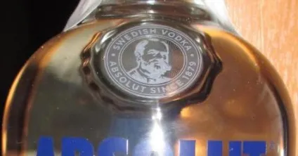Як відрізнити оригінал горілки absolut vodka (абсолют) від підробки