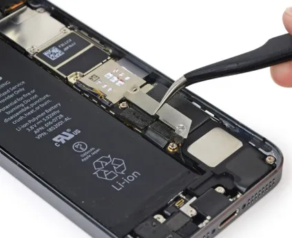 Як поміняти дисплей на iphone 5s