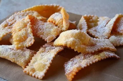 Яку вкусняшку можна швидко зробити з продуктів, завжди наявних в будинку (продукти) Яку вкусняшку можна швидко зробити з продуктів, завжди наявних в будинку