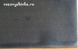 Як вишивати на чорній канві
