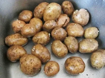 Як смачно гаситься картопля з м'ясом рецепт в домашніх умовах приготувати тушковану картоплю (м'ясом) Як смачно гаситься картопля з м'ясом рецепт в домашніх умовах приготувати тушковану картоплю