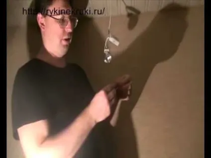 Як поміняти лампочку в точковому світильнику, люстрі, як розмістити маленькі лампочки в натяжній (світильнику) Як поміняти лампочку в точковому світильнику, люстрі, як розмістити маленькі лампочки в натяжній