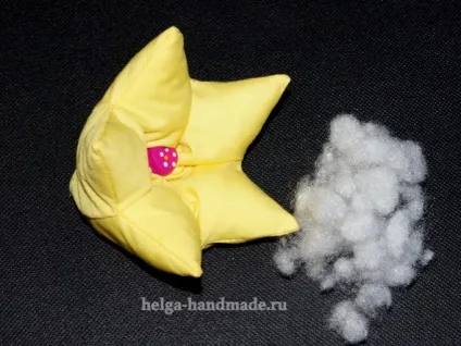 Корона з тканини для букви-подушки своїми руками (боків Зшиваємо деталі корони) Корона з тканини для букви-подушки своїми руками