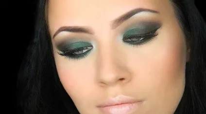 Гарний літній макіяж вечірній і денний make-up (річний) Гарний літній макіяж вечірній і денний make-up