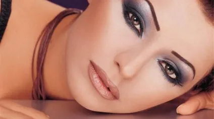 Гарний літній макіяж вечірній і денний make-up (святковий макіяж) Гарний літній макіяж вечірній і денний make-up
