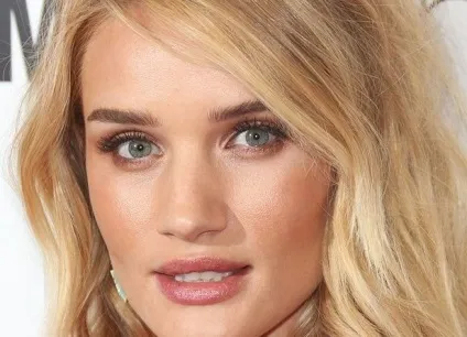 Гарний літній макіяж вечірній і денний make-up (вечірній) Гарний літній макіяж вечірній і денний make-up