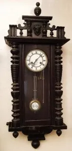 Куплю-продам старовинний годинник, старовинні годинники (кожні півгодини один) Куплю-продам старовинний годинник, старовинні годинники