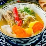 Курка, фарширована ананасами (ананасами) Курка, фарширована ананасами