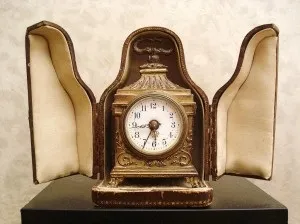 Куплю-продам старовинний годинник, старовинні годинники (кожні півгодини один кожен) Куплю-продам старовинний годинник, старовинні годинники