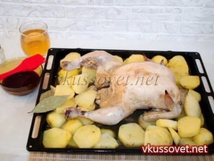 Курка під соусом в духовці, рецепт з покроковими фото (духовці) Курка під соусом в духовці, рецепт з покроковими фото
