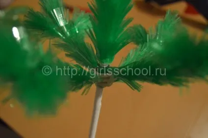 Лка з пластикових пляшок своїми руками, як зробити ялинку з пластикових пляшок, жіноча школа (ялинку) Лка з пластикових пляшок своїми руками, як зробити ялинку з пластикових пляшок, жіноча школа