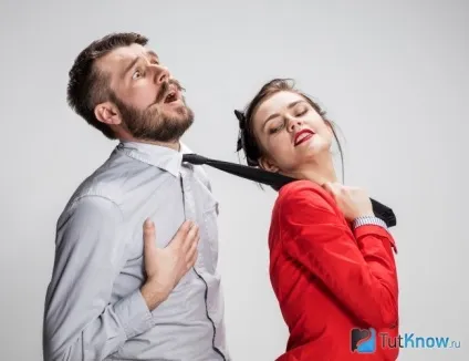 Любов з начальником плюси, мінуси, як зберегти відносини