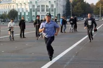 Поліцейські будуть зобов'язані вивчити закони і виконати спортивні нормативи, офіцериУкаіни (будуть) Поліцейські будуть зобов'язані вивчити закони і виконати спортивні нормативи, офіцериУкаіни