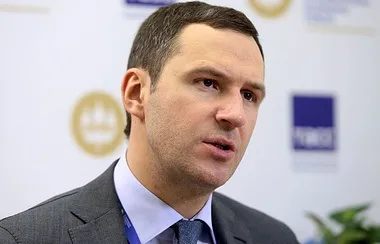Поїзд з фрагментами зображень картин російського живопису запустили в метро Москви - Київ (москви) Поїзд з фрагментами зображень картин російського живопису запустили в метро Москви - Київ