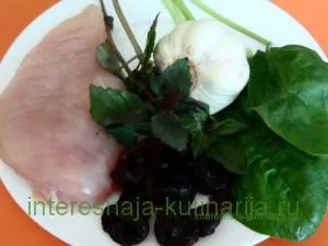 Як приготувати куряче філе з чорносливом, рецепт