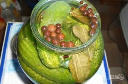 Мариновані солоні огірки - покроковий рецепт з фото на (рецепти) Мариновані солоні огірки - покроковий рецепт з фото на