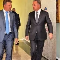 Мати в законі