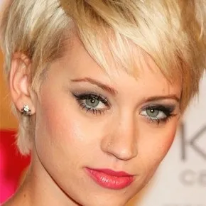 Модний річний макіяж 2016 як фарбується в спеку фото новинки (2016) Модний річний макіяж 2016 як фарбується в спеку фото новинки