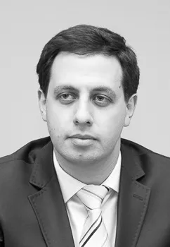 Микола Нікіфоров перетворив міністерство зв'язку в «приватну лавочку»
