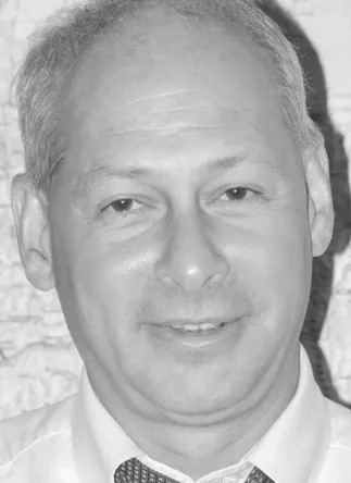 Микола Нікіфоров перетворив міністерство зв'язку в «приватну лавочку»