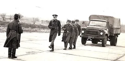 Непереможна і легендарна