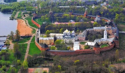 Новгородський кремль музеї, історія та пам'ятки (історія) Новгородський кремль музеї, історія та пам'ятки
