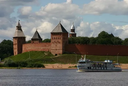Новгородський кремль музеї, історія та пам'ятки (новгородський & quot; дитинець & quot;) Новгородський кремль музеї, історія та пам'ятки