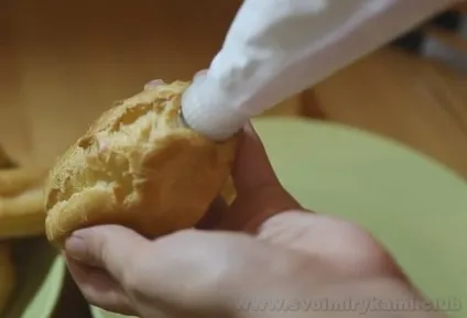 Як приготувати профітролі з начинкою покроковий рецепт з фото (рецепт) Як приготувати профітролі з начинкою покроковий рецепт з фото