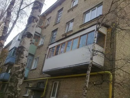 Як прилаштувати балкон на другому поверсі способи установки
