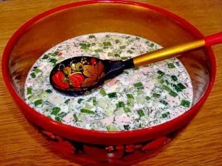 Окрошка весняна із солоним огірком (окрошка весняна кулінарія кулінарна книга кулінарні рецепти рецепти приготування окрошка) Окрошка весняна із солоним огірком
