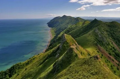 Острів схильні, острови світу (озеро Тунайча) Острів схильні, острови світу