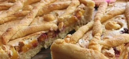 Пиріг з персиками - рецепти зі свіжими і консервованими персиками, з сиром і сливами, з (персиками) Пиріг з персиками - рецепти зі свіжими і консервованими персиками, з сиром і сливами, з