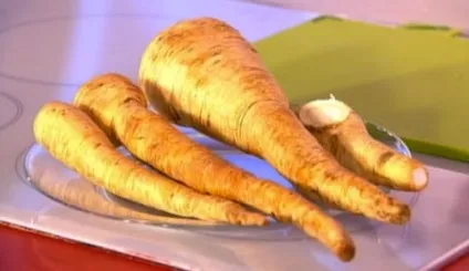 Петрушка, корисні властивості і лікувальний ефект (корисні) Петрушка, корисні властивості і лікувальний ефект