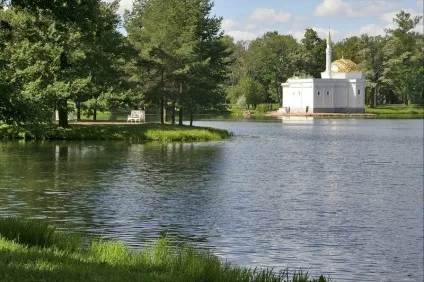 Пейзажний (англійський) парк єкатерининського парку царського села, частина 1 (піраміда) Пейзажний (англійський) парк єкатерининського парку царського села, частина 1