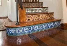 Плитка на сходи в будинку для ступенів всередині, фото тротуарної, керамічне облицювання, робота по (плитка) Плитка на сходи в будинку для ступенів всередині, фото тротуарної, керамічне облицювання, робота по