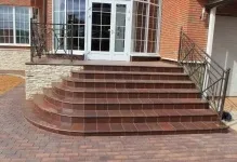 Плитка на сходи в будинку для ступенів всередині, фото тротуарної, керамічне облицювання, робота по (будинку) Плитка на сходи в будинку для ступенів всередині, фото тротуарної, керамічне облицювання, робота по