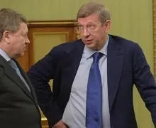 Покер з банкірами як Ігор Зюзін обіграв кредиторів «Мечела», компанії (игорь) Покер з банкірами як Ігор Зюзін обіграв кредиторів «Мечела», компанії